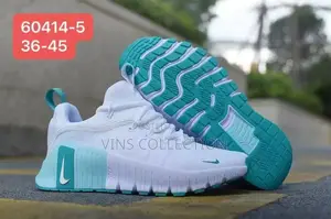 Smart Metcon Sneakers