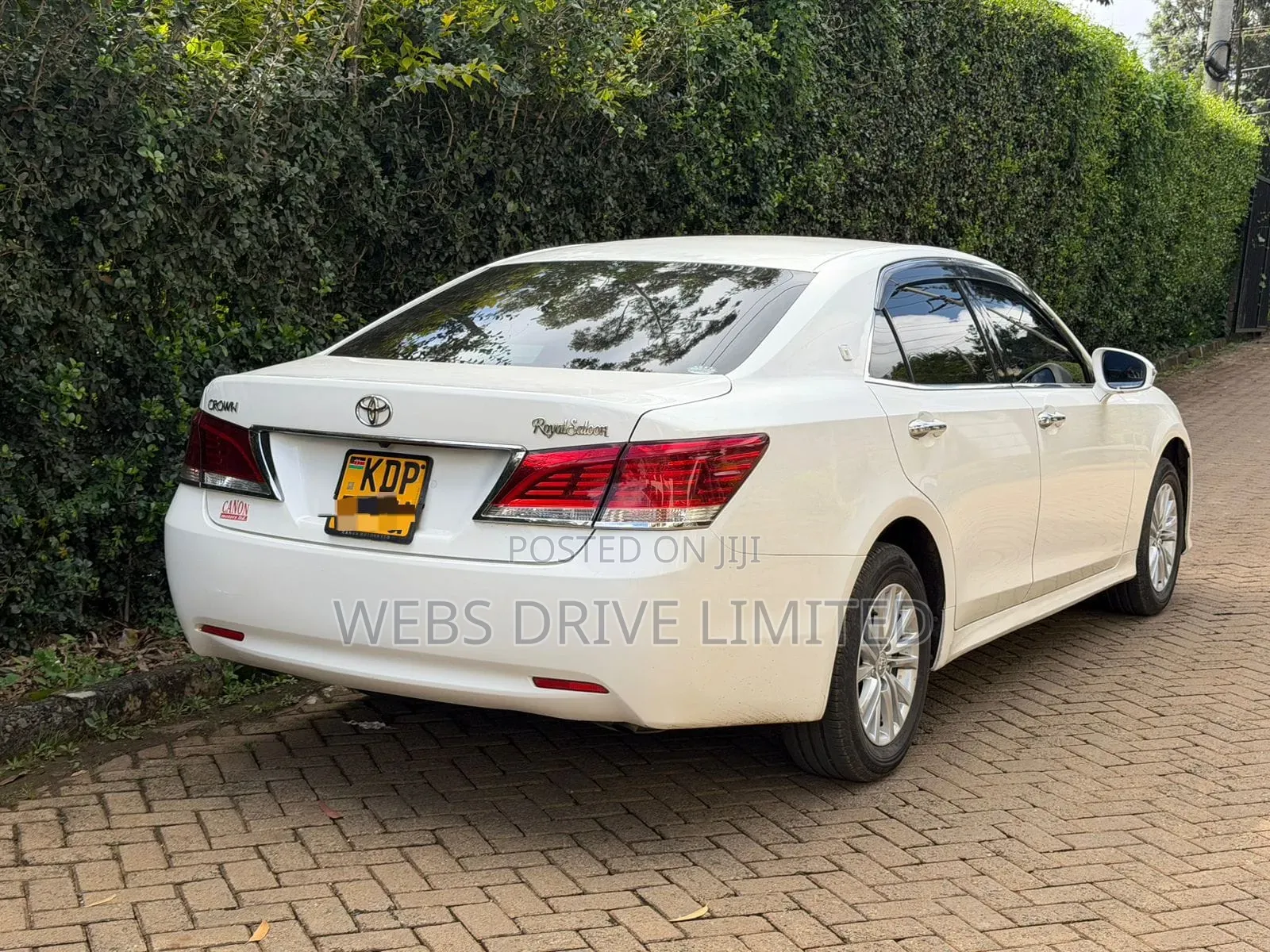 Toyota Crown 2017 White