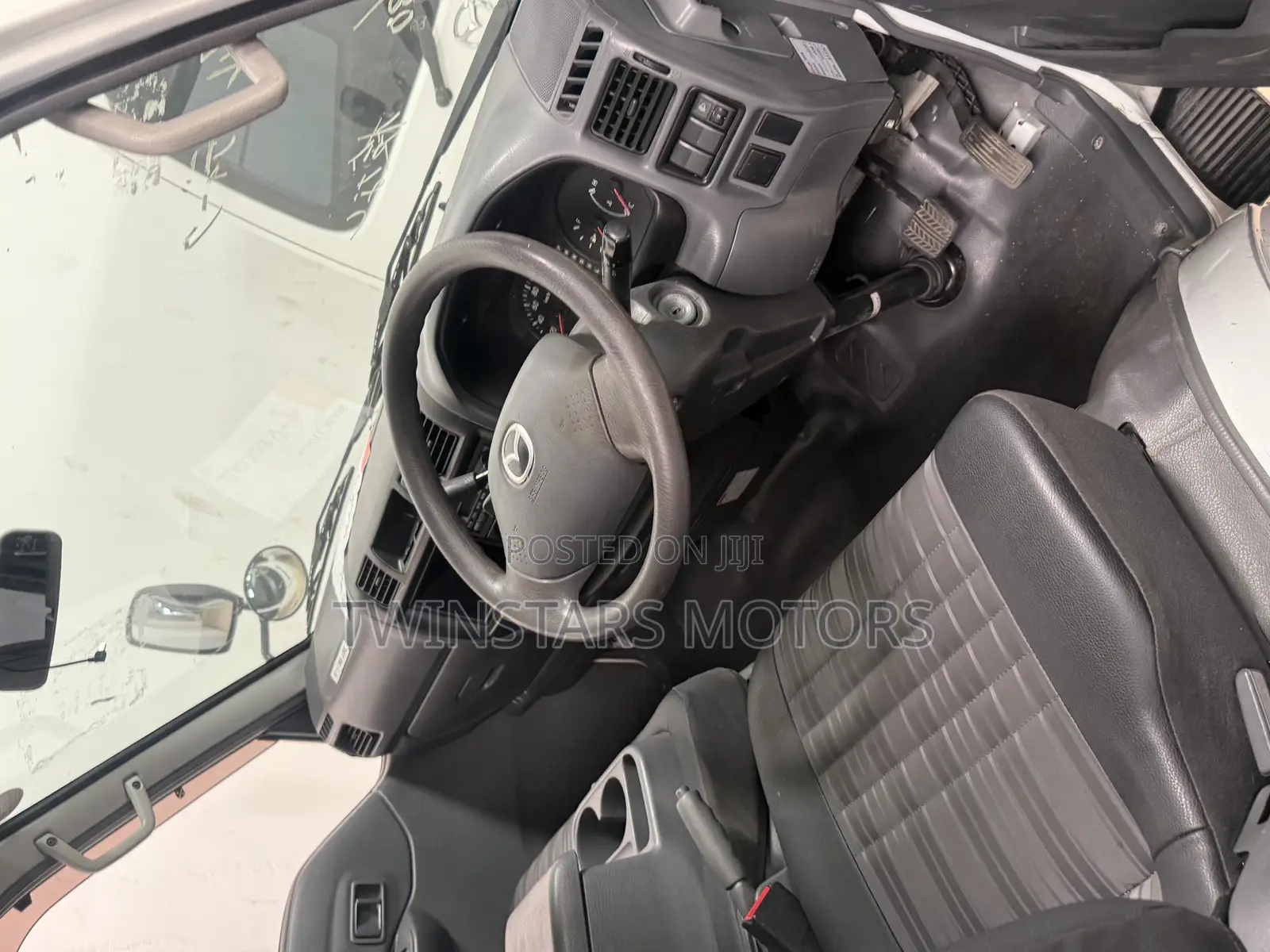 Mazda Bongo 2019 White
