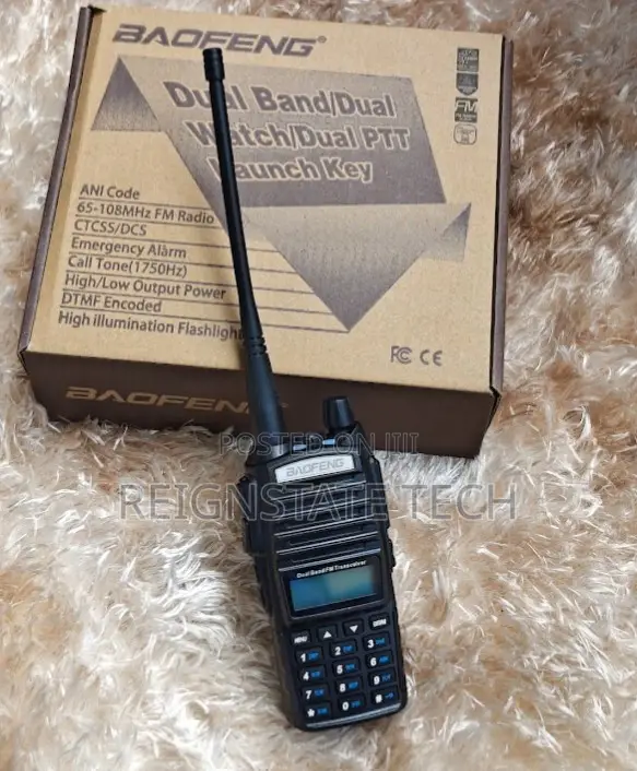 Uv82 Baofeng Dual-Band Walkie Talkie