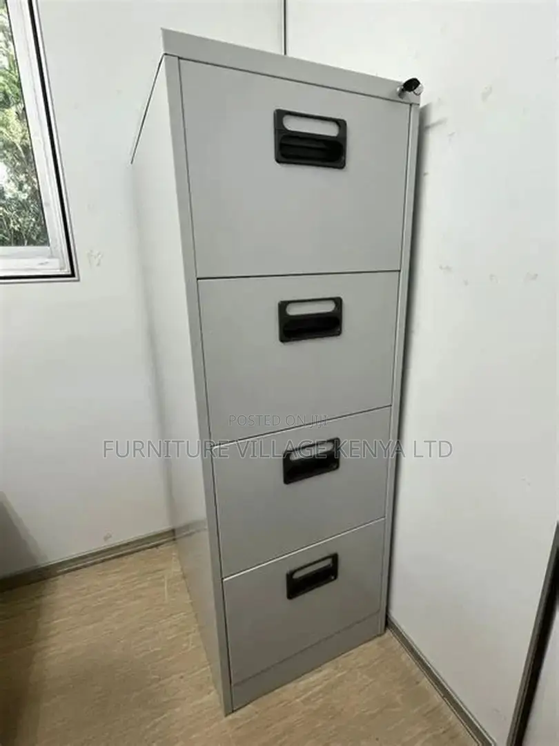 4-Drawer Imported Steel Gym Storage Locker