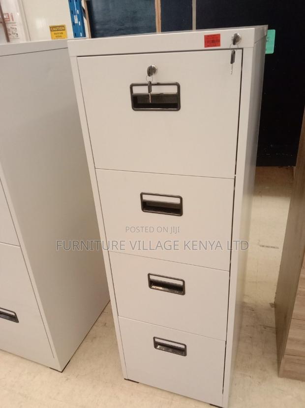 4-Drawer Imported Steel Gym Storage Locker - thumbnail 7
