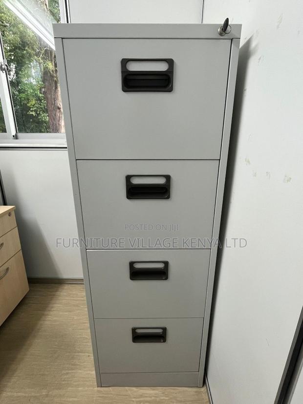 4-Drawer Imported Steel Gym Storage Locker - thumbnail 9
