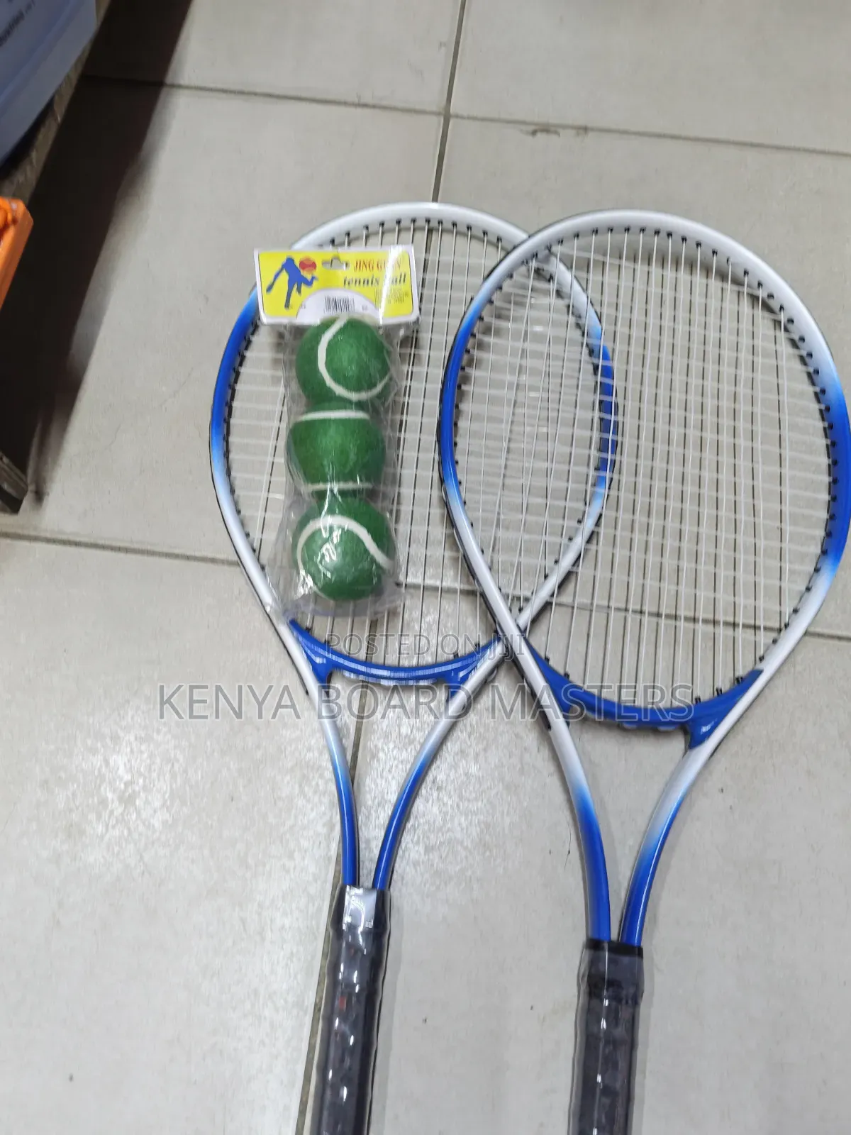 Long Tennis Racket, Tennis Racket S Balls and Free Bag