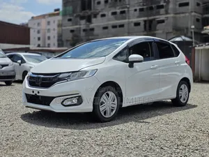 Honda Fit 2019 Pearl