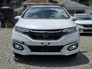 Honda Fit 2019 Pearl