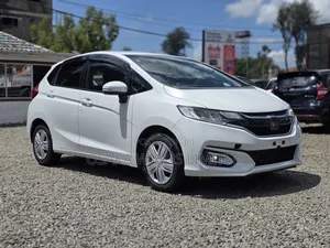 Honda Fit 2019 Pearl