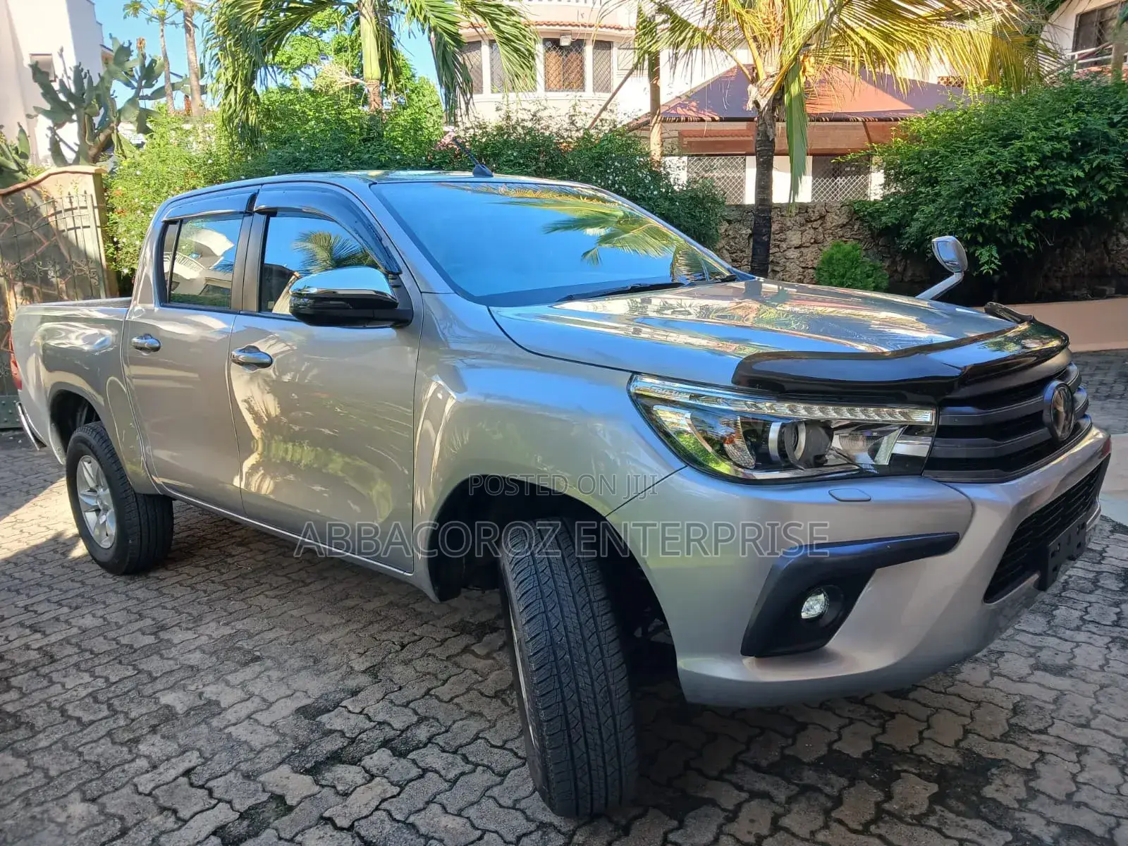 Toyota Hilux 2019 Silver