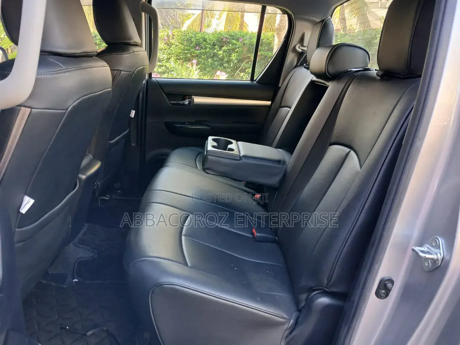Toyota Hilux 2019 Silver