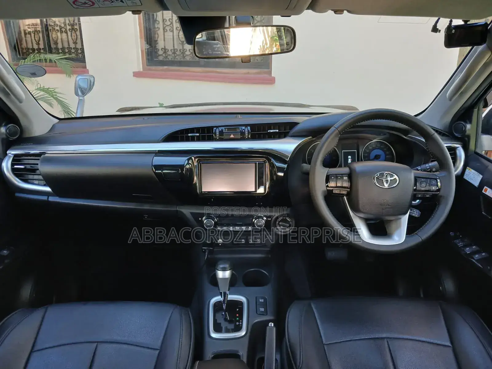Toyota Hilux 2019 Silver