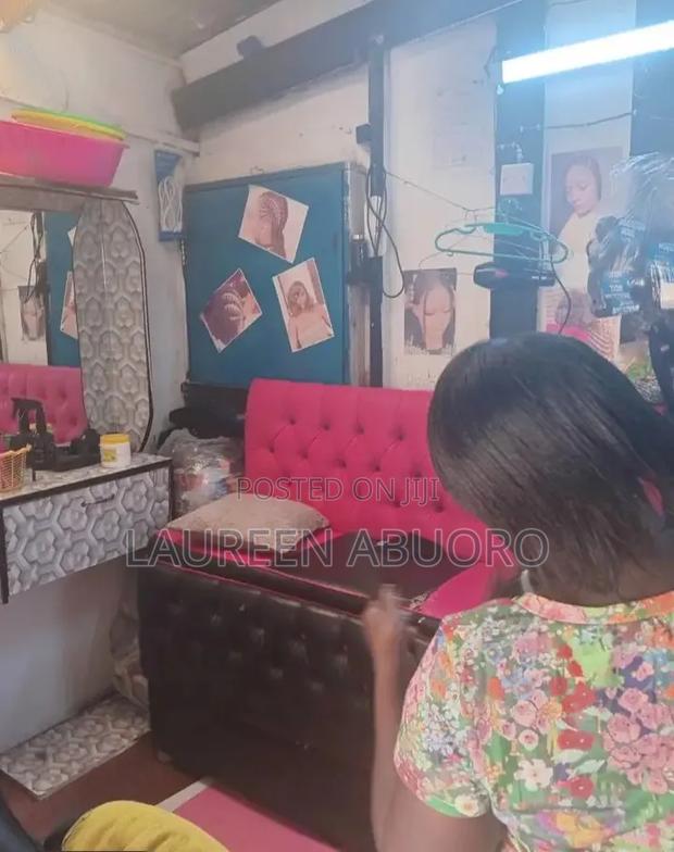 Salon on Sale - thumbnail 8