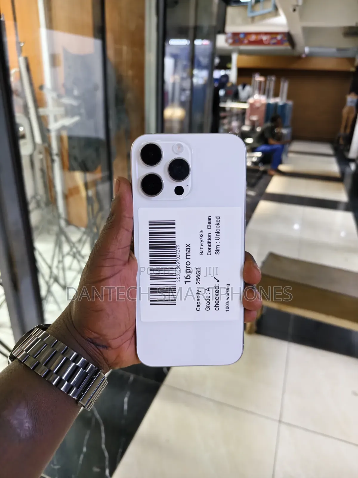 New Apple iPhone 16 Pro Max 256 GB Gold