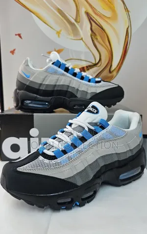 Nike Air Max 95 'Crystal Blue'
Sneakers