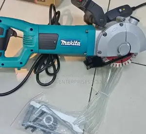 Tested Makita Wall Chaser