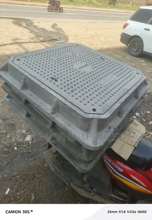 40t Reinforced Fibre Heavy Duty Manhole Cover 600*600 for Roads