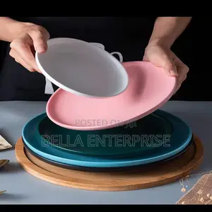 Round Nordic-Style Matte Ceramic Dinner Plates