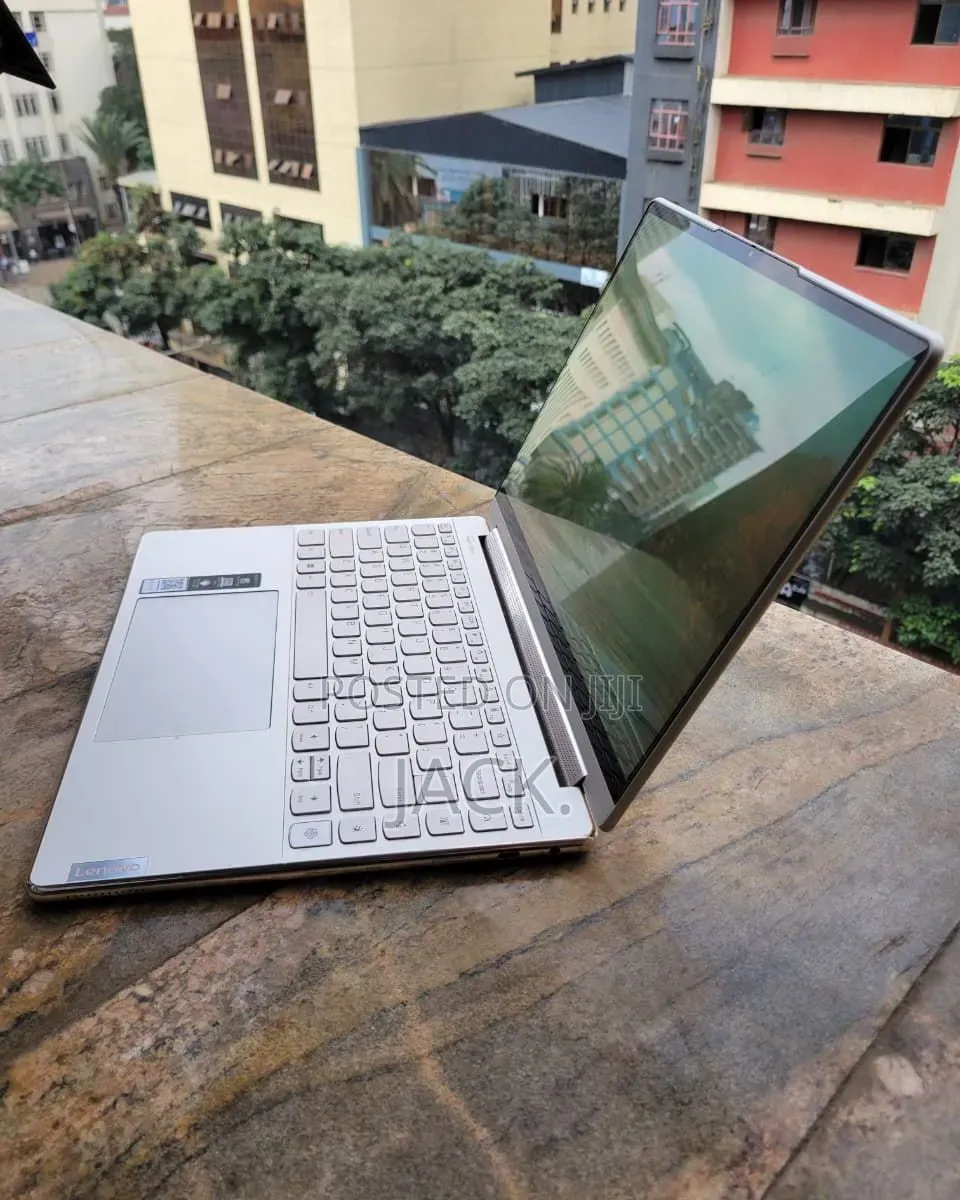 Laptop Lenovo Yoga 9i 16GB Intel Core i7 SSD 512GB