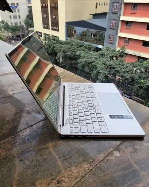 Laptop Lenovo Yoga 9i 16GB Intel Core i7 SSD 512GB
