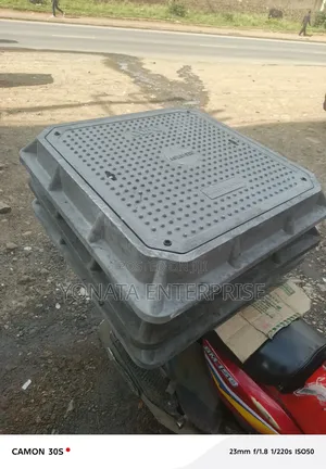 Heavy Duty 40t Manhole Cover-D400 (600 by 600) Suppliers Kenya