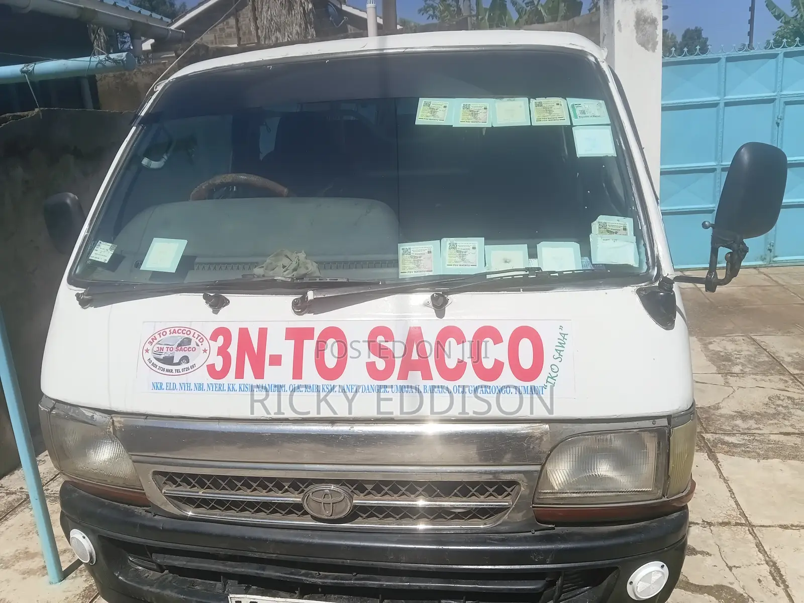 Toyota HiAce 1992 White