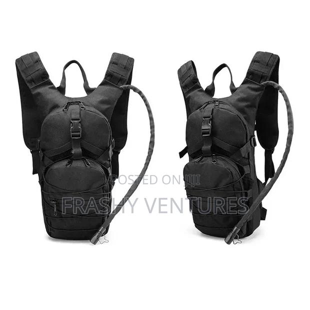 Camel Hydratipn Bag Inclusive of Water Bladder