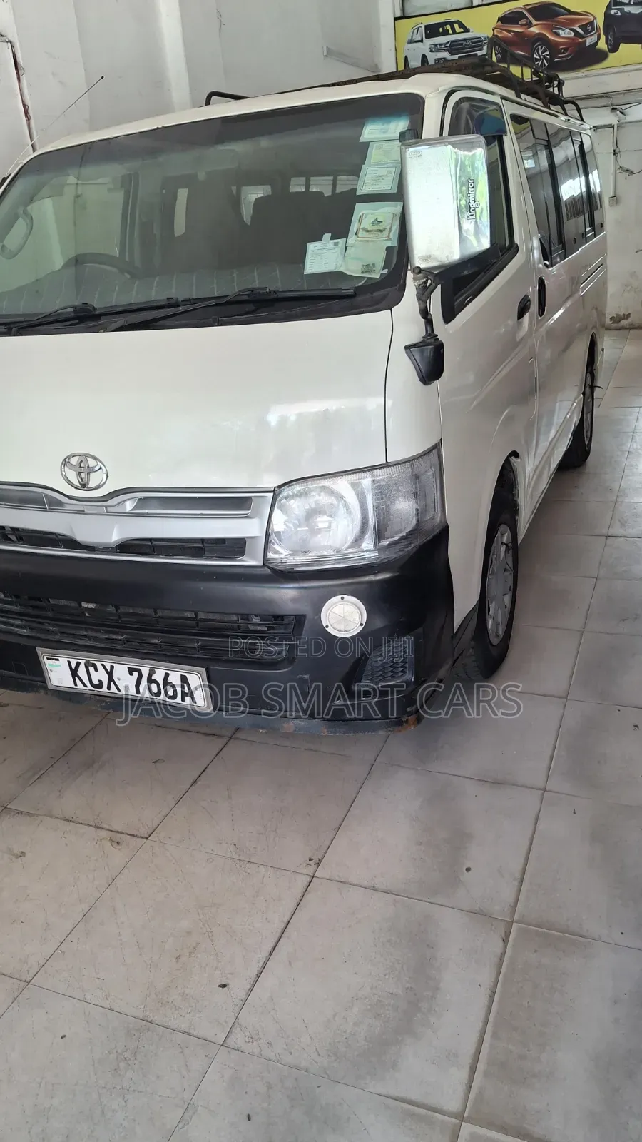 Toyota HiAce 2014 White