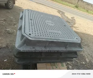 Heavy Duty Manhole Cover 600 by 600 40t Class D400 C