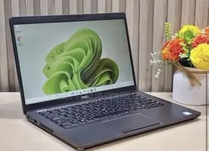 Laptop Dell Latitude 5400 8GB Intel Core i7 SSD 256GB