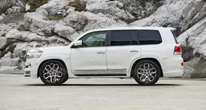 Toyota Land Cruiser 200 Wald Body Kit