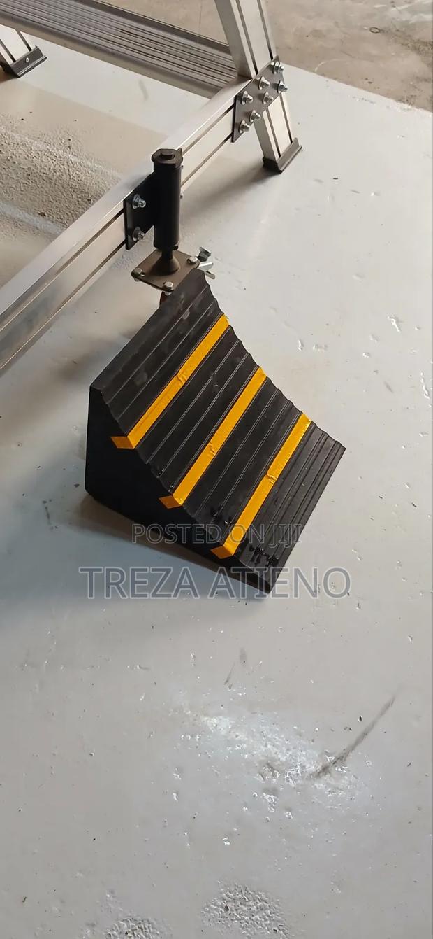 Parking Rubber Wheel Stopper