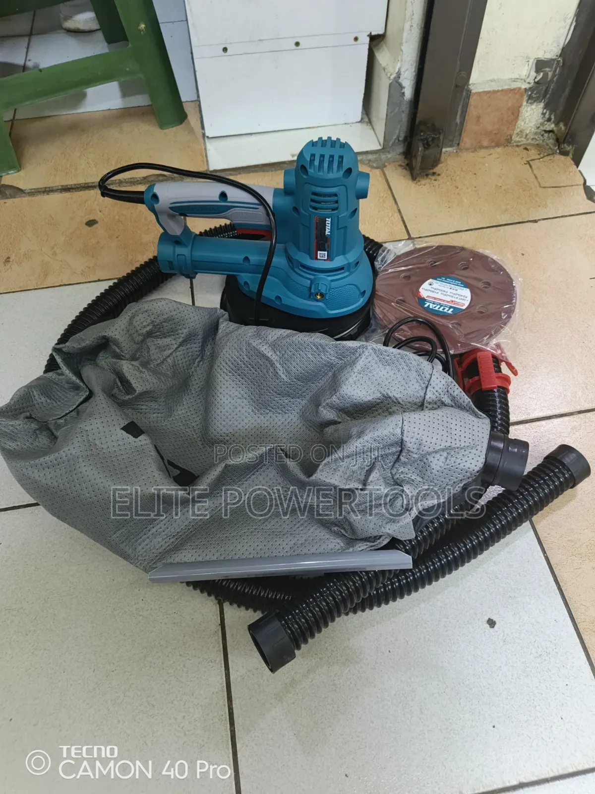 Total Drywall Sander 850w 180mm