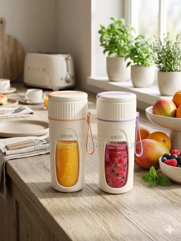 Portable Blender / Juicer - thumbnail 2