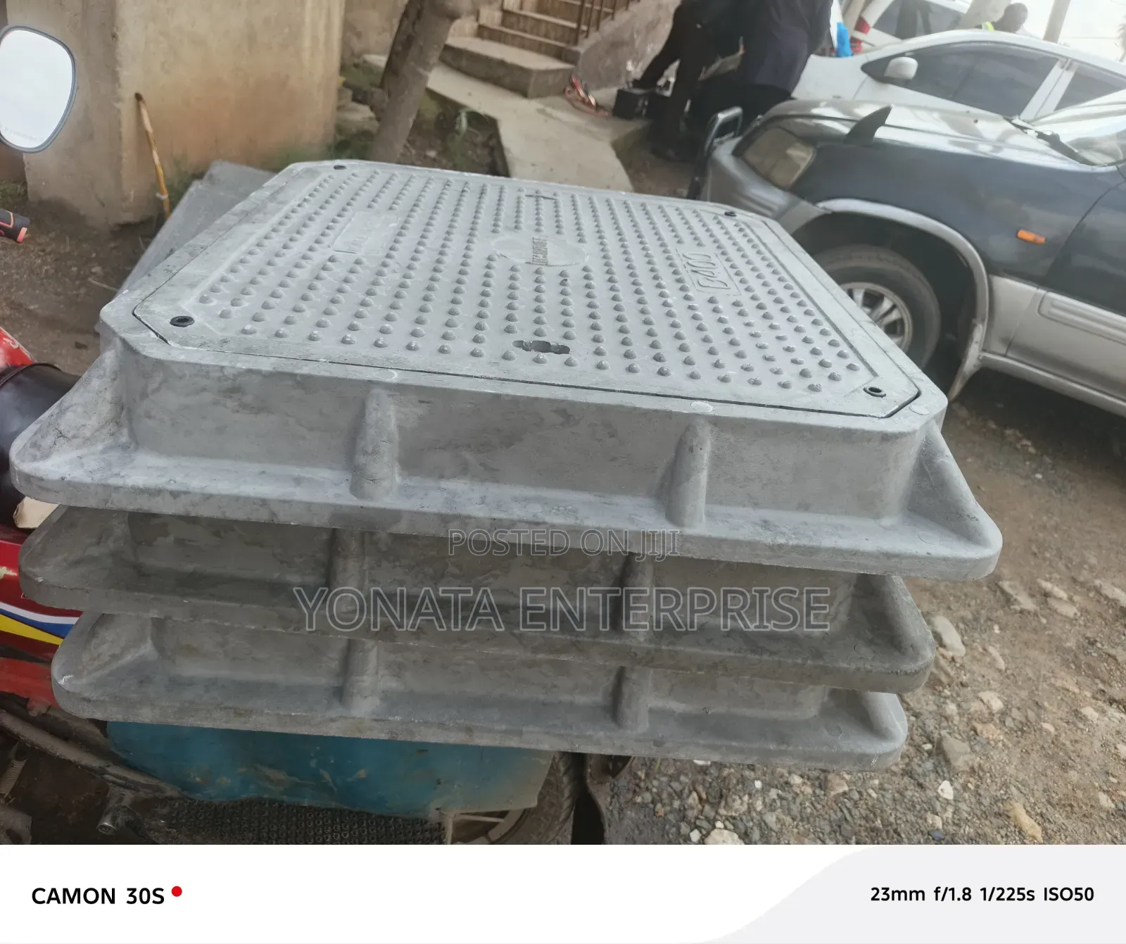 Highway 40t Heavy Duty Lockable Manhole Cover 600*600