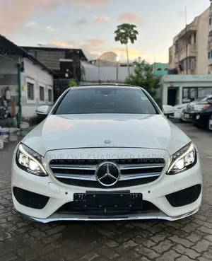 Mercedes-Benz C200 2019 White