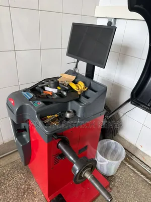 Heavduty Tyre Centre Wheel Balancing Machine S 909 Sunshine