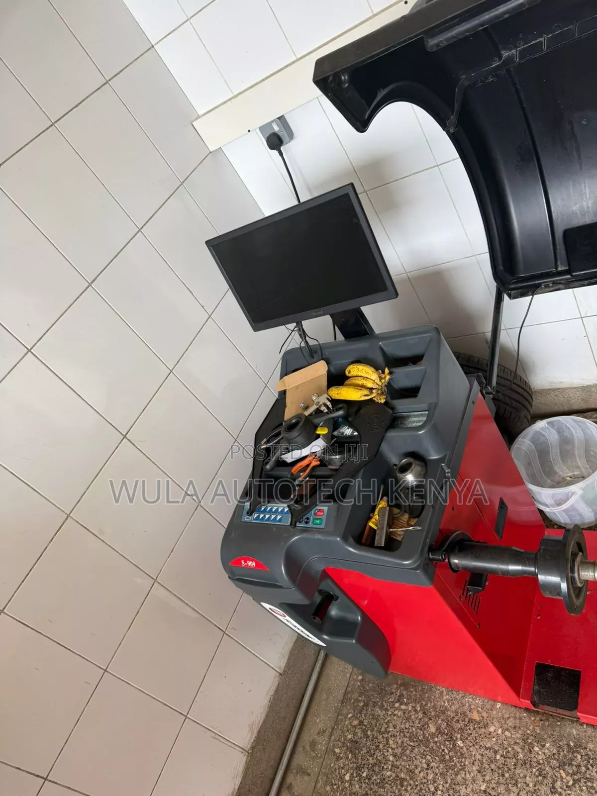 High Precision Spindle Imported Sensors Wheel Balancer Sunshine