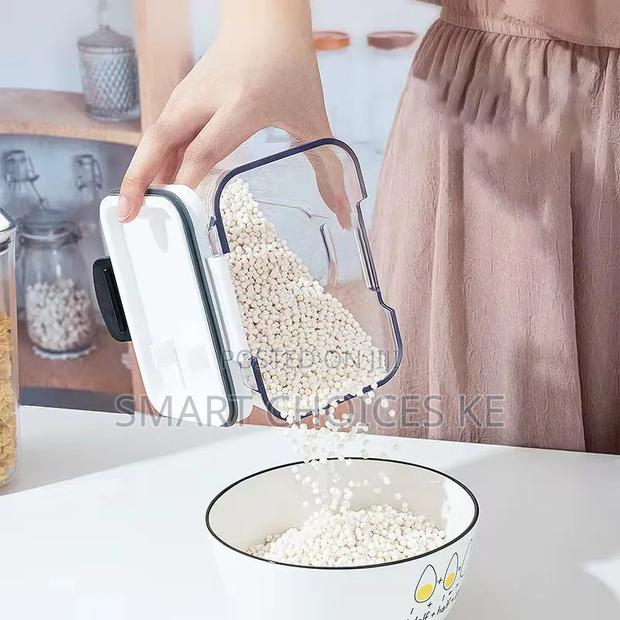 Stackable 4 PCS Airtight Food Storage Container - thumbnail 5