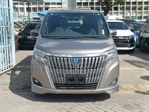 Toyota Esquire 1.8 FWD Hybrid (7 seater) 2019 Gray