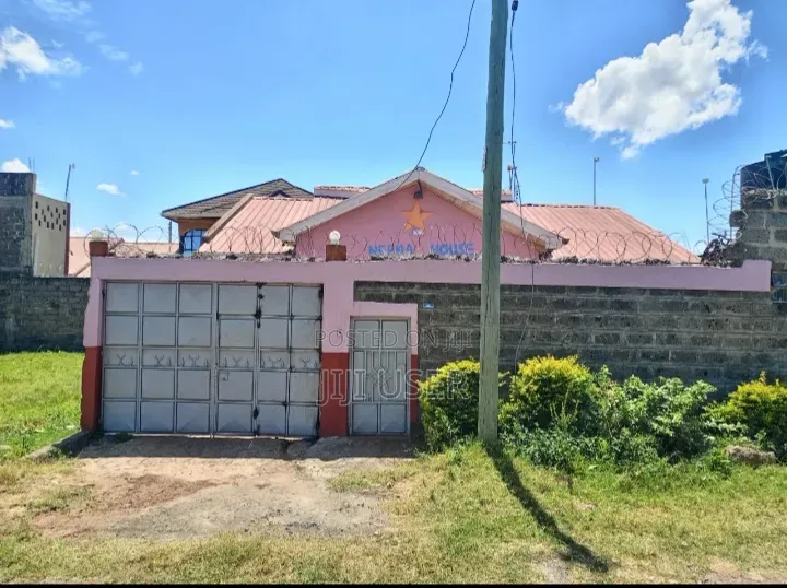 3bdrm Bungalow in Mwihoko, Githurai for sale