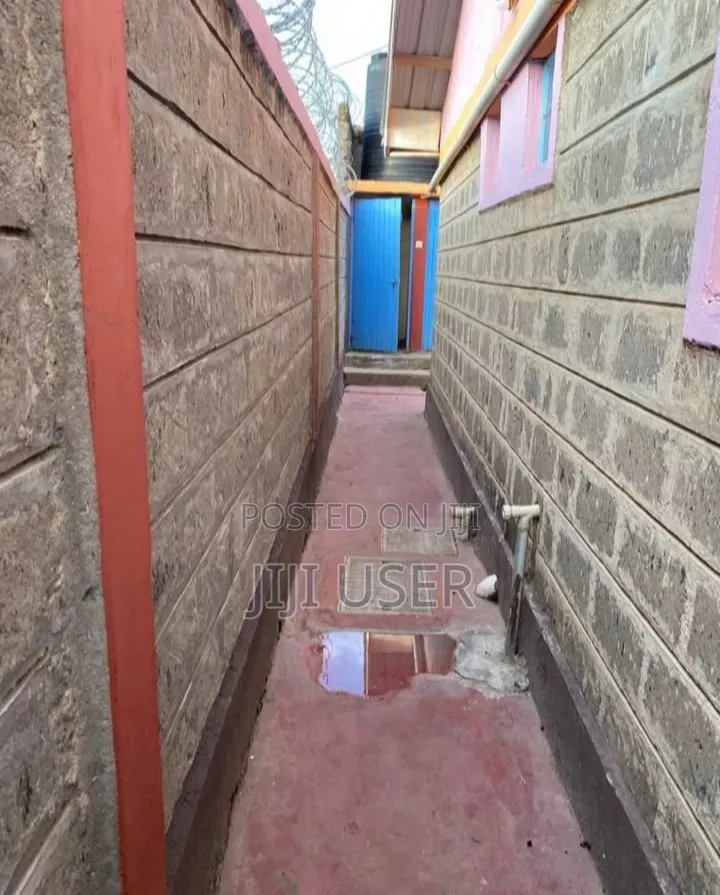 3bdrm Bungalow in Mwihoko, Githurai for sale