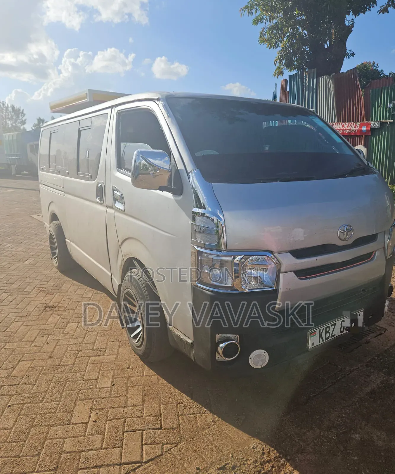 New Toyota HiAce 2006 Silver