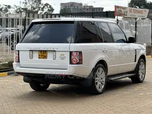 Land Rover Range Rover Vogue 2010 White