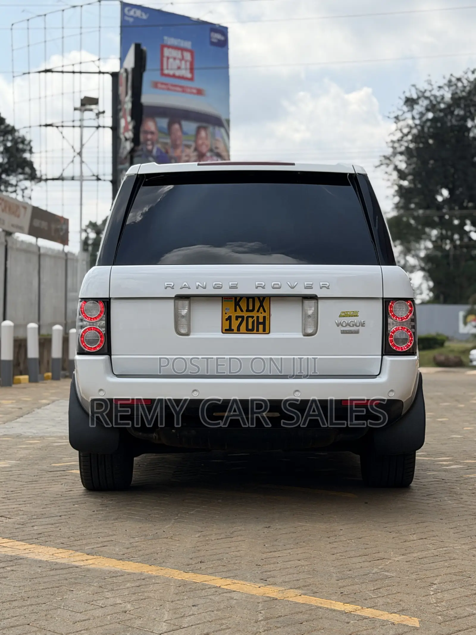 Land Rover Range Rover Vogue 2010 White