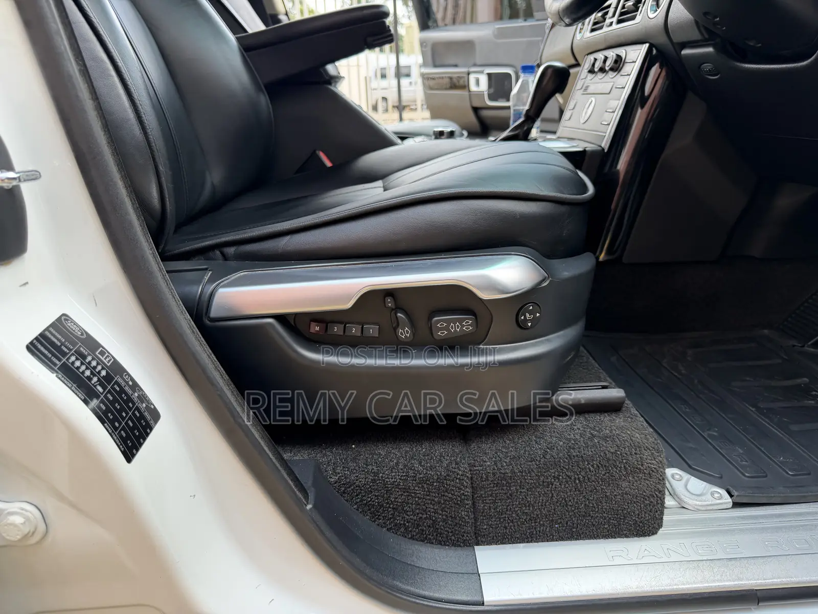 Land Rover Range Rover Vogue 2010 White