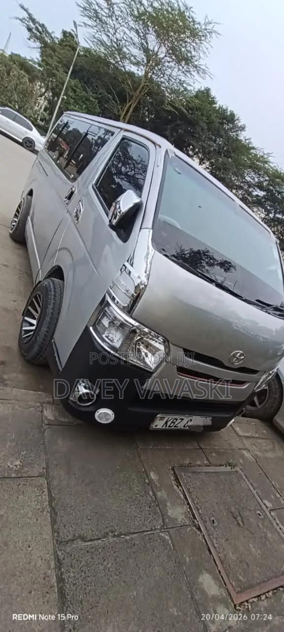 New Toyota HiAce 2006 Silver - thumbnail 5