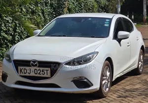 Mazda Axela 2015 White