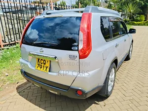 Nissan X-Trail 2.0 Petrol XE 2012 Silver