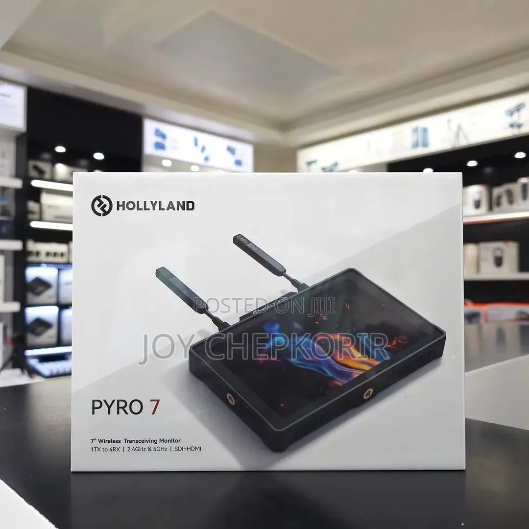 Hollyland Pyro 7 Wireless Transceiver Monitor