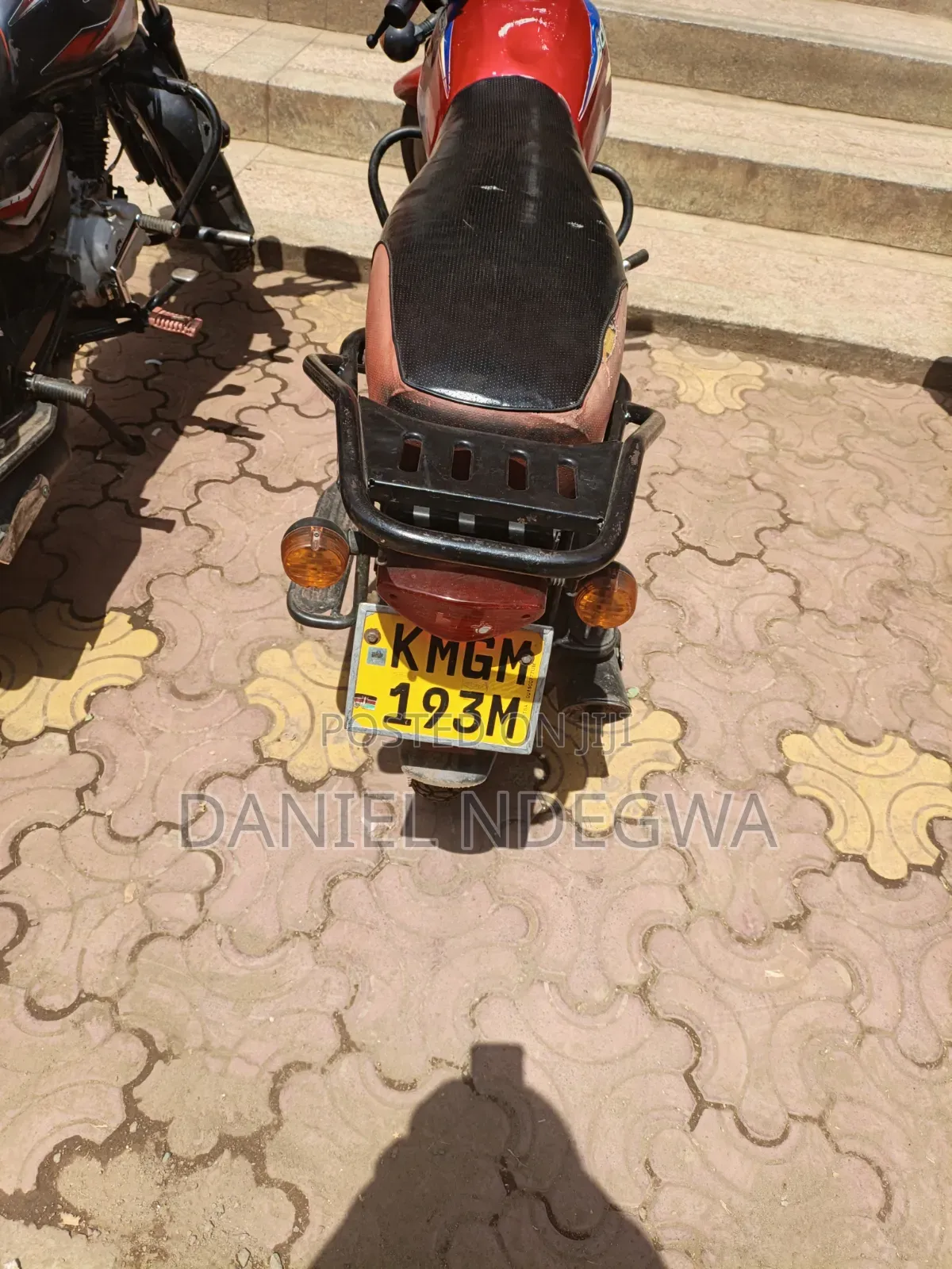 Bajaj Boxer 125 2024 Red