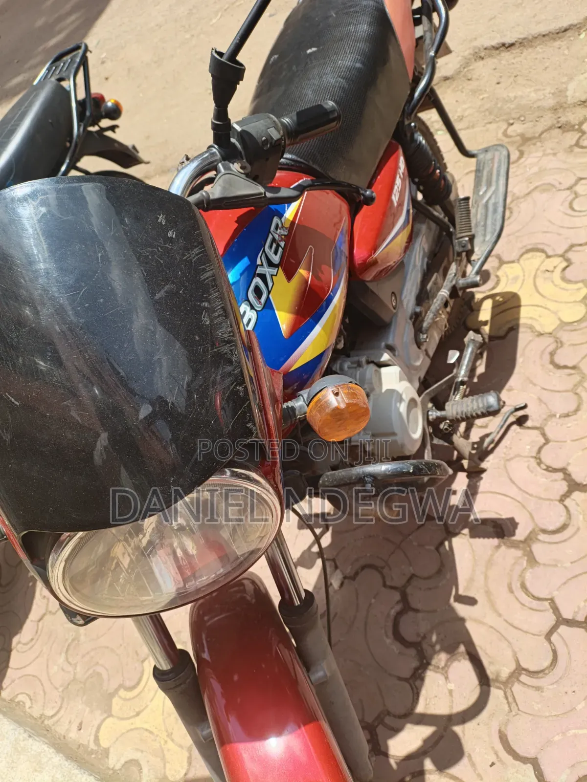 Bajaj Boxer 125 2024 Red